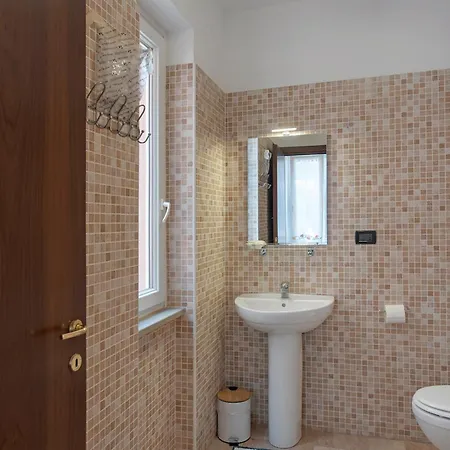 Casa Tra Vigneti E Mura Appartamento